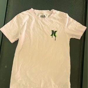 Barely used pink T-shirt (all offers will be considered)